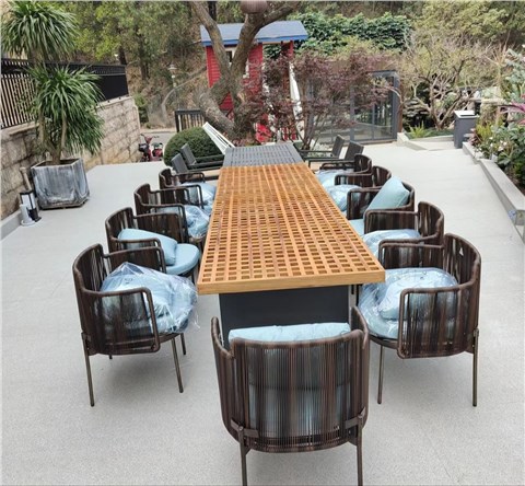 简约现代柚木桌椅